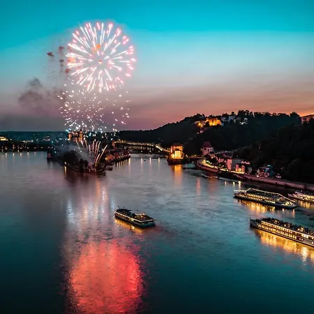 A - Parken, Stilvoll, Modern & Cozy Im Zentrum Von Appartement *