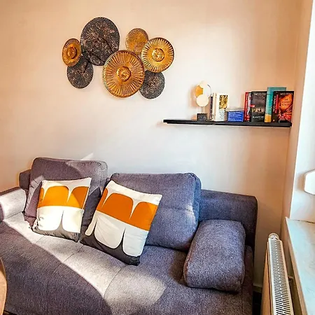 A - Parken, Stilvoll, Modern & Cozy Im Zentrum Von דירה פסאו