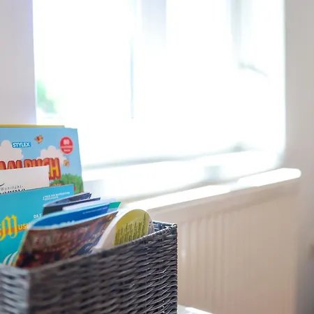 A - Parken, Stilvoll, Modern & Cozy Im Zentrum Von