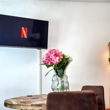 Apartamento A - Parken, Stilvoll, Modern & Cozy Im Zentrum Von *