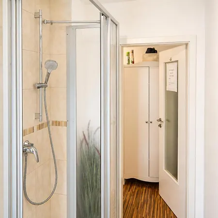 A - Parken, Stilvoll, Modern & Cozy Im Zentrum Von Apartamento *