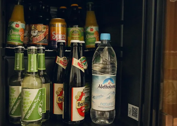 A - Parken, Stilvoll, Modern & Cozy Im Zentrum Von פסאו